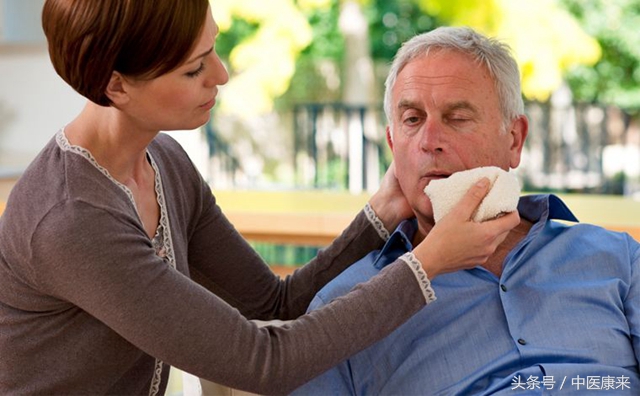 中风手指发麻预示三种预兆,太阳穴胀头晕是不是中风先兆