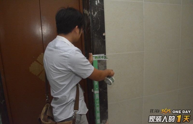 他拒绝业主抛出高薪去美国做工程监理的邀约，而是选择回北海