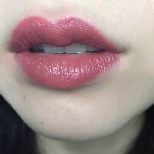 ysl小金条1966和阿玛尼405唇釉,ysl1966口红和阿玛尼206颜色比较