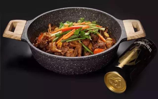 如此专心“*鸭做**”，让广州人一下子沸腾了