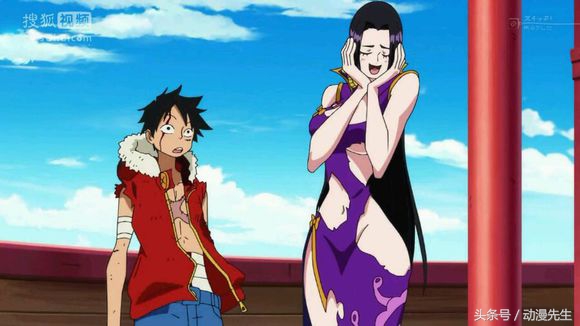 女帝曾是天龙人的奴隶吗,海贼王上一任女帝