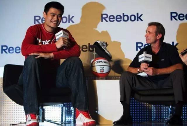 姚明锐步球鞋代言,锐步签约姚明带来多少收益