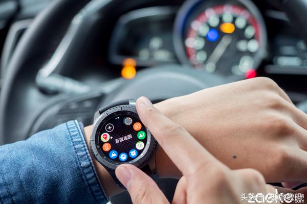 三星手表gears3现在还值得买不,三星手表gears3经典版开箱