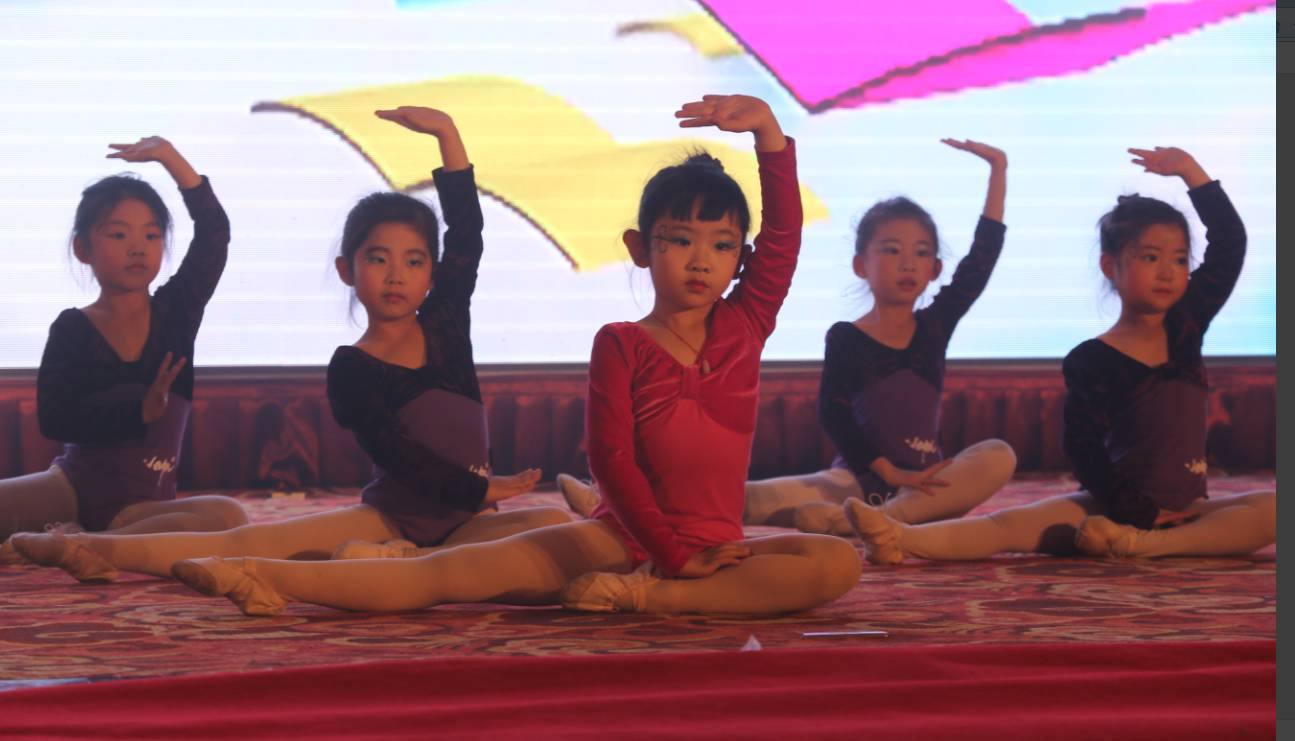 如何搭建儿童与父母沟通的桥梁,为学生跟家长搭建沟通的平台