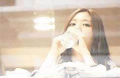 富氧水富氢水真的有用吗丨谣言粉碎机