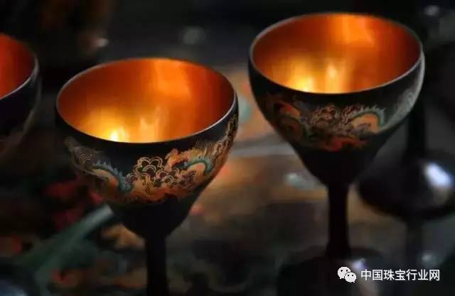 「文化」脱胎漆器：轻若浮云，此物只应天上有！