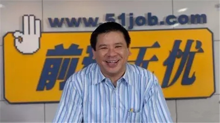 19岁白手起家创业经历四个风口,17岁创业3年赚10亿