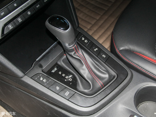 星光熠熠2016年那些被明星加持的新车