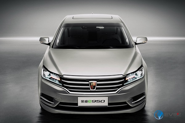 荣威混动和比亚迪秦混动哪个好,比亚迪与荣威新能源比较