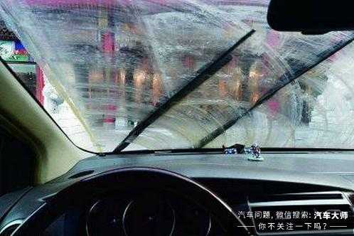 雨刮器异响和跳刷,雨刮器抖跳刮不干净怎样处理