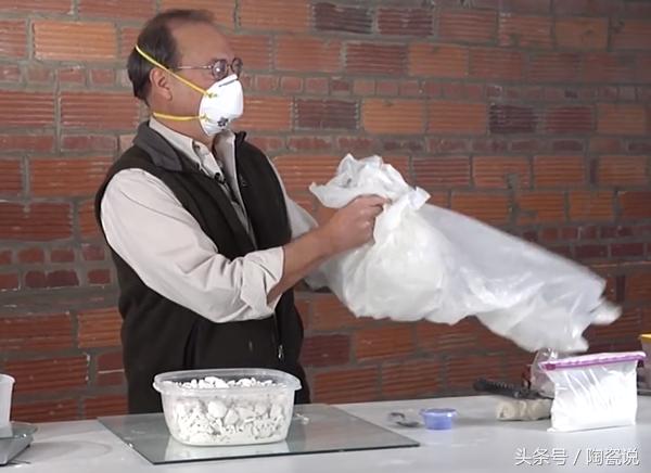 陶艺制作过程粘贴图案,陶艺教学泥图片