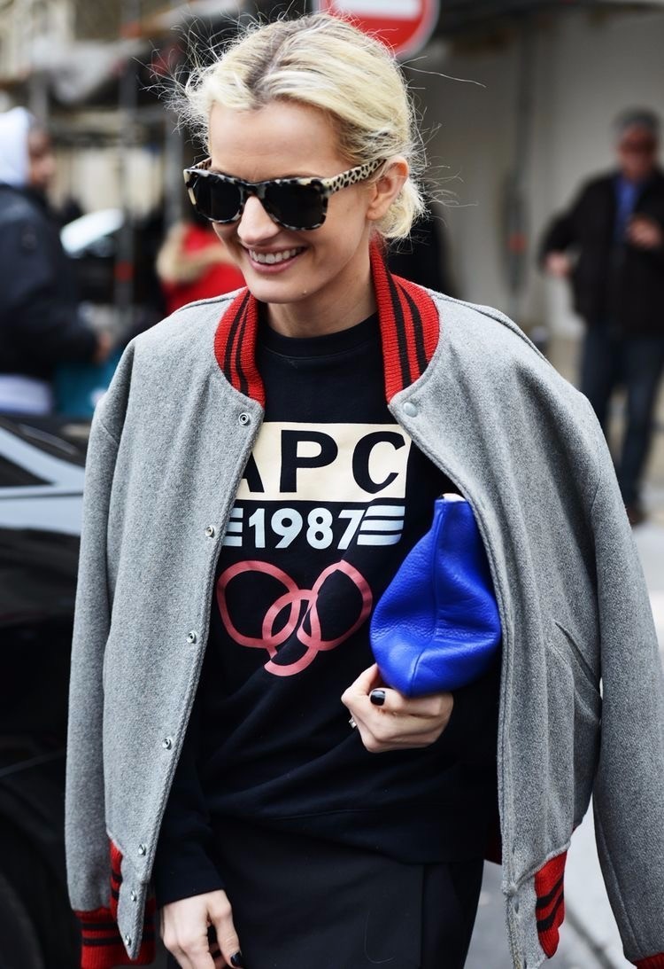 张靓颖瘦成大头,张靓颖造型显胖