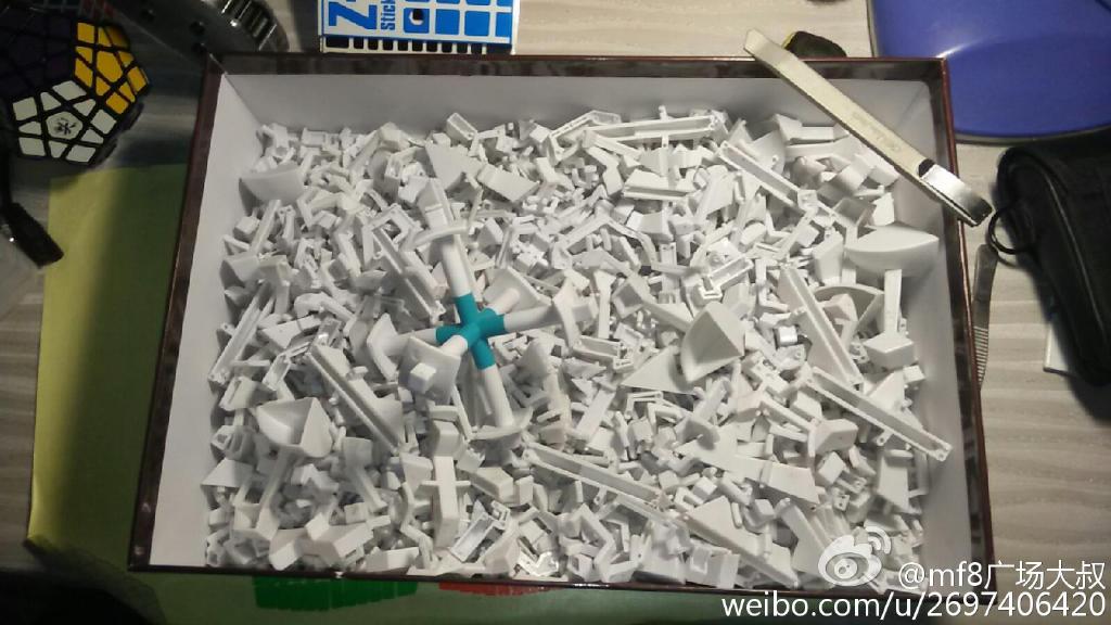 怎么用三阶魔方拼春节快乐,如何用魔方拼新年快乐