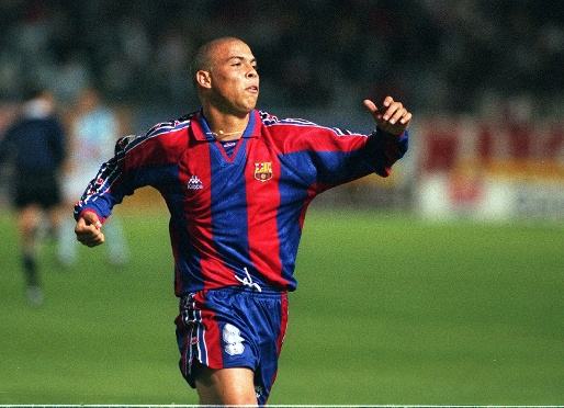 阿扎尔七球八冠进球含金量,足球超燃瞬间过人卡点阿扎尔