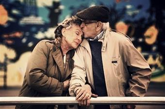 chanel香奈儿圣诞巧克力特别款,chanel香奈儿折扣价