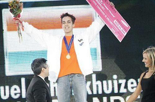 从瑞典小镇到十万人鸟巢LOL大赛场馆变迁