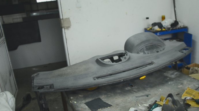 中控台气囊开裂的修复方法,中控台气囊炸了怎么修复