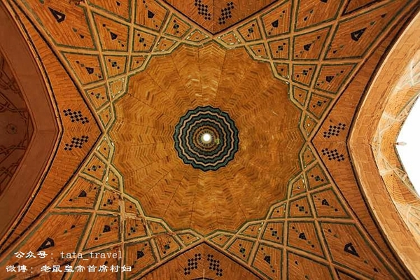 伊朗女人踢足球吗,伊朗女孩踢足球