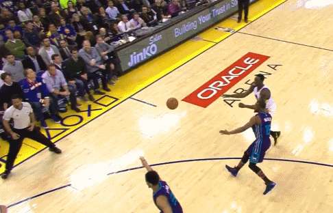 库里超远三分绝杀库里,库里三分绝杀太阳库里集锦