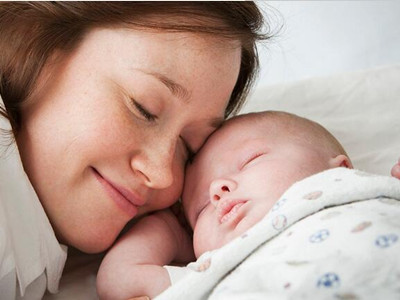 婴儿大便正常是什么样,刚出生宝宝大便一天几次正常