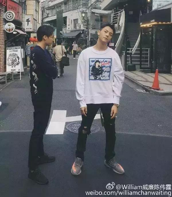 假yeezy有哪些,穿假yeezy能看出来吗