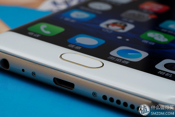 vivoxplay6内外屏是一体的吗,vivoxplay6曲面屏参数