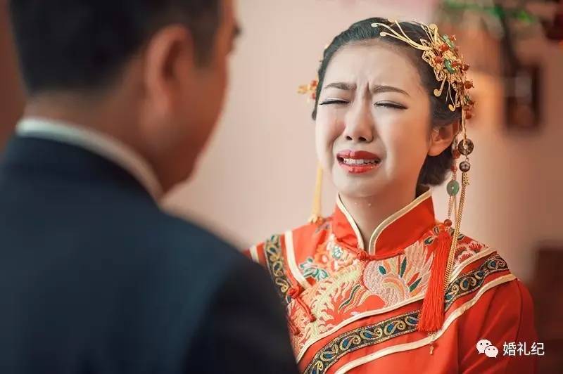 如何挑选婚礼跟拍师,正确的婚礼跟拍方式