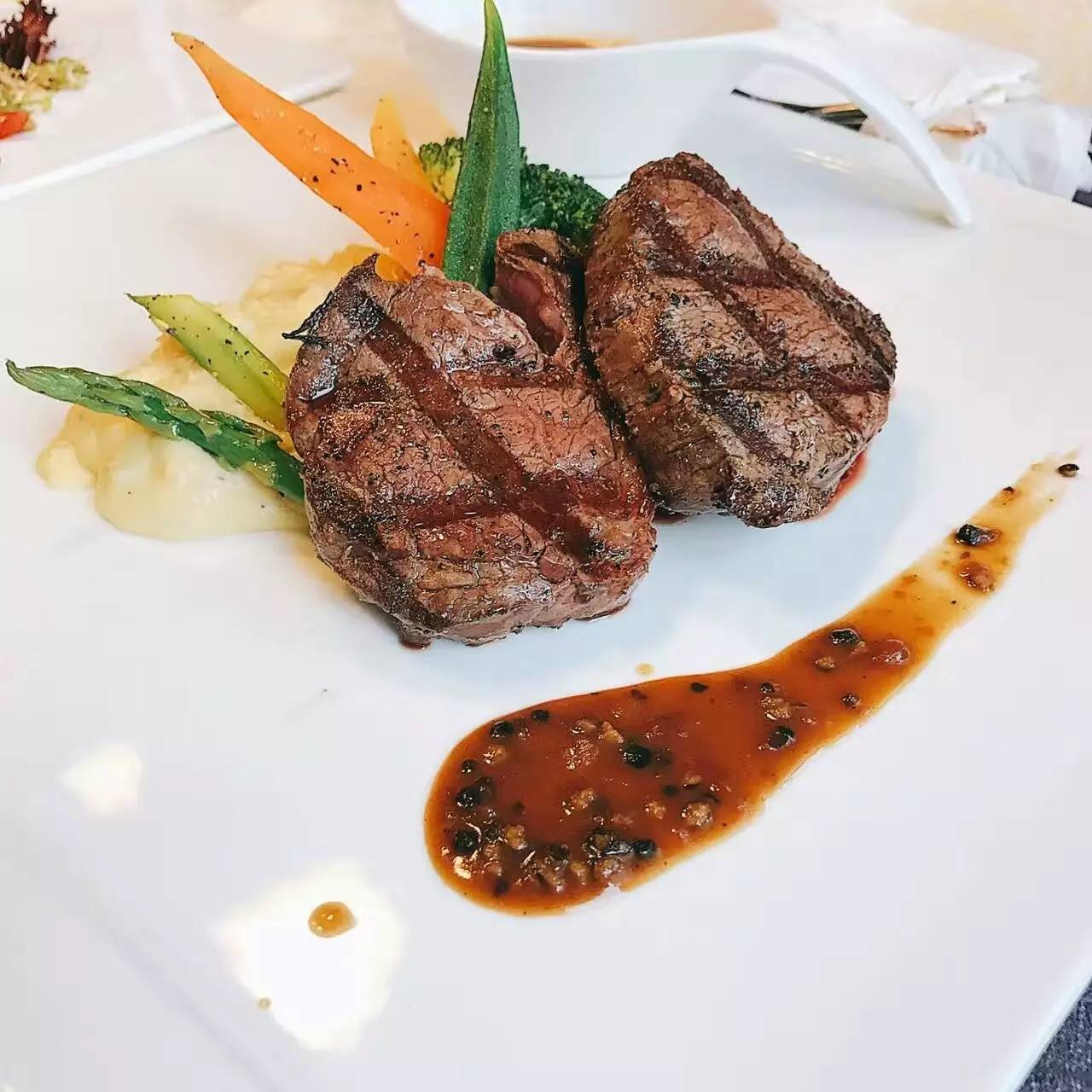 当牛肉控遇上情人节，锡城最“牛”餐厅指南！