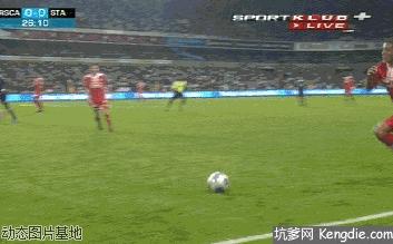 足球场上十大断腿事件特别恐怖,足坛断腿名场面