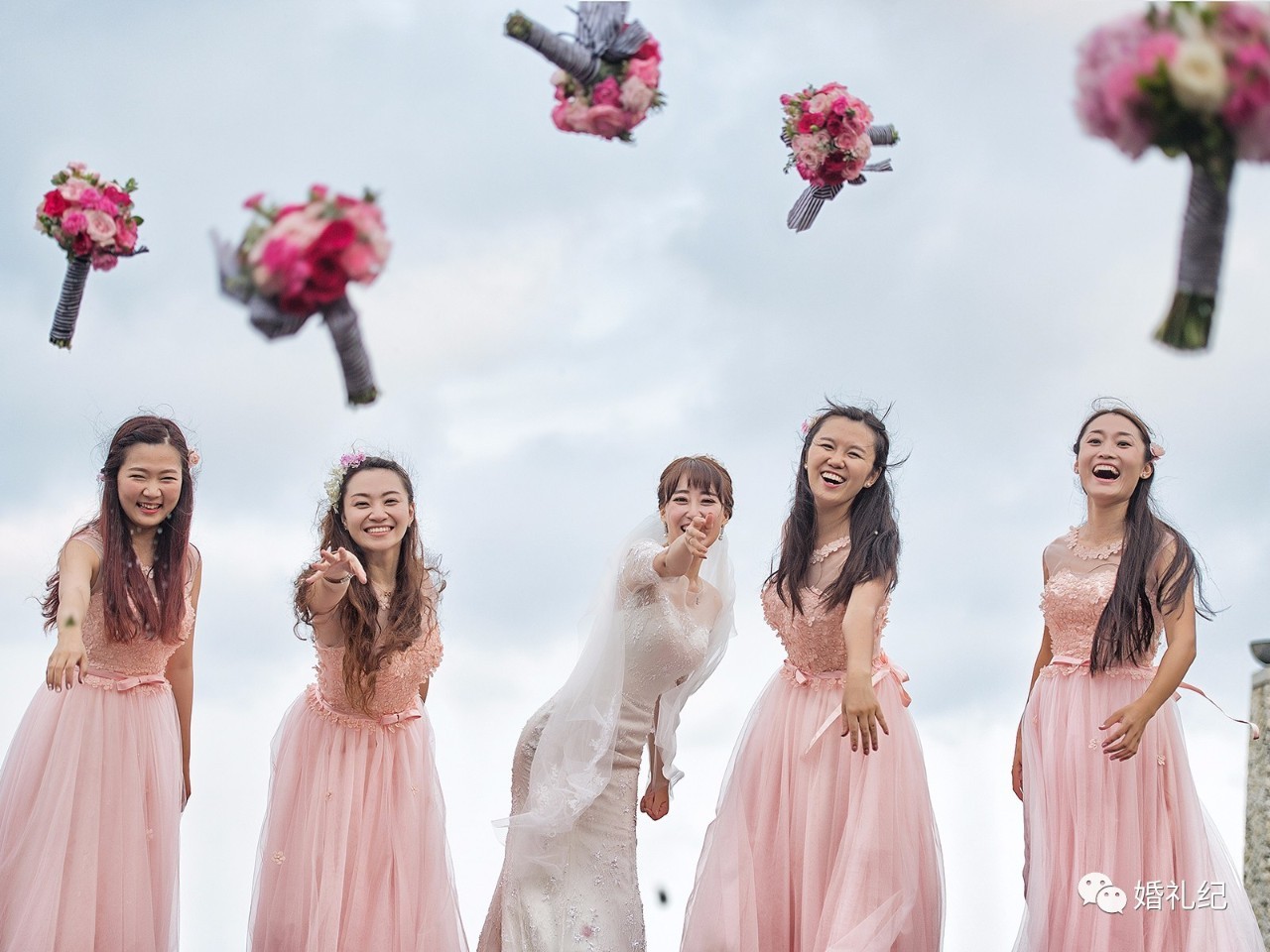 如何挑选婚礼跟拍师,正确的婚礼跟拍方式