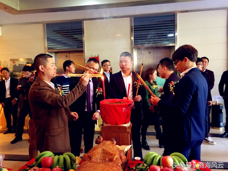 新店开业请舞狮讲究有哪些,醒狮队请财神