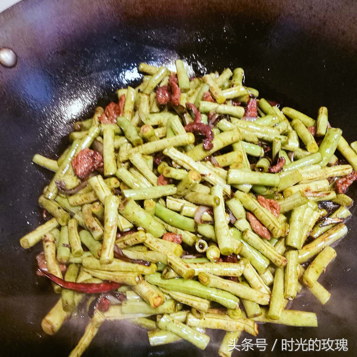 美食北方人,怎么用干挂面做蒸面条