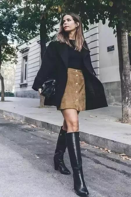 只要穿上带这个字母的衣服春节囤的肉都不用担心了