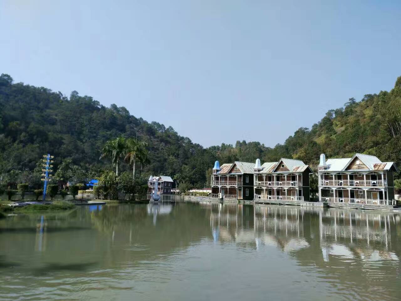 梅州五华县转水镇维龙村｜天下第一奇泥和梅州特色美食在此相遇！