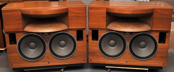 雅马哈msp3监听音箱测评,艾肯4nano监听音箱音质