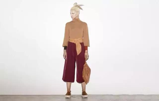 她又会穿又爱做白日梦,我觉得很可爱