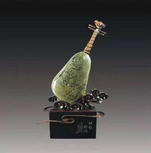 20块买下一块石头竟然价值300万,这块石头买成一千五值吗