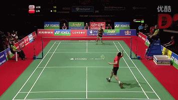 羽毛球发高远球的正确打法,羽毛球如何打高远球