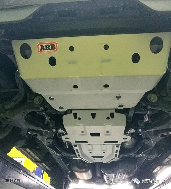 低配新款普拉多内饰改装,2017普拉多2700中东版改装