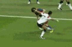 足球过人实用技巧小学生,c罗足球过人技巧教学大全