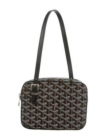 小七拎1.6万潮包捧场妈咪贝嫂时装秀，碧昂斯之女潮包1.3万