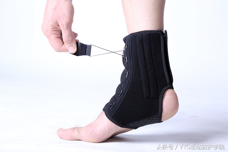 摩托车护具怎么搭配,足球运动护具全套