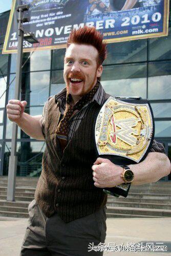 wwe布洛克疯狂时刻,wwe布洛克刚出道