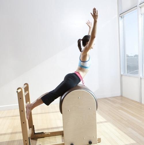 看范冰冰如何练瑜伽治疗偏头痛