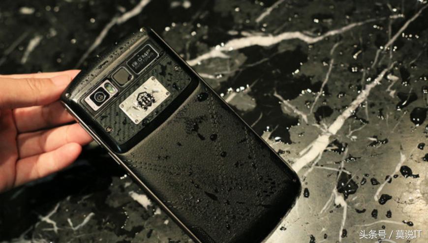 这款三防有点碉！4G+64G+4800mAh，售价2998