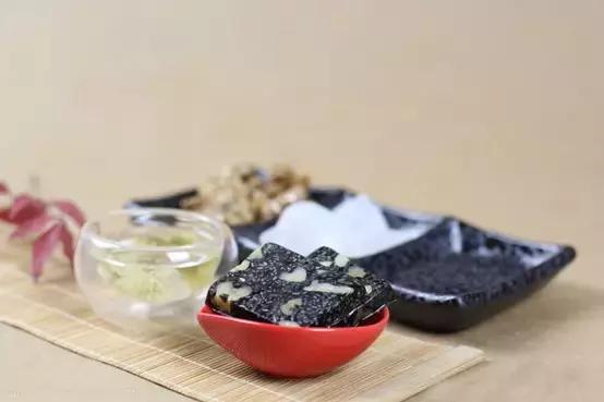 阿胶买太多了吃不完怎么办,买的阿胶糕吃不完怎么办