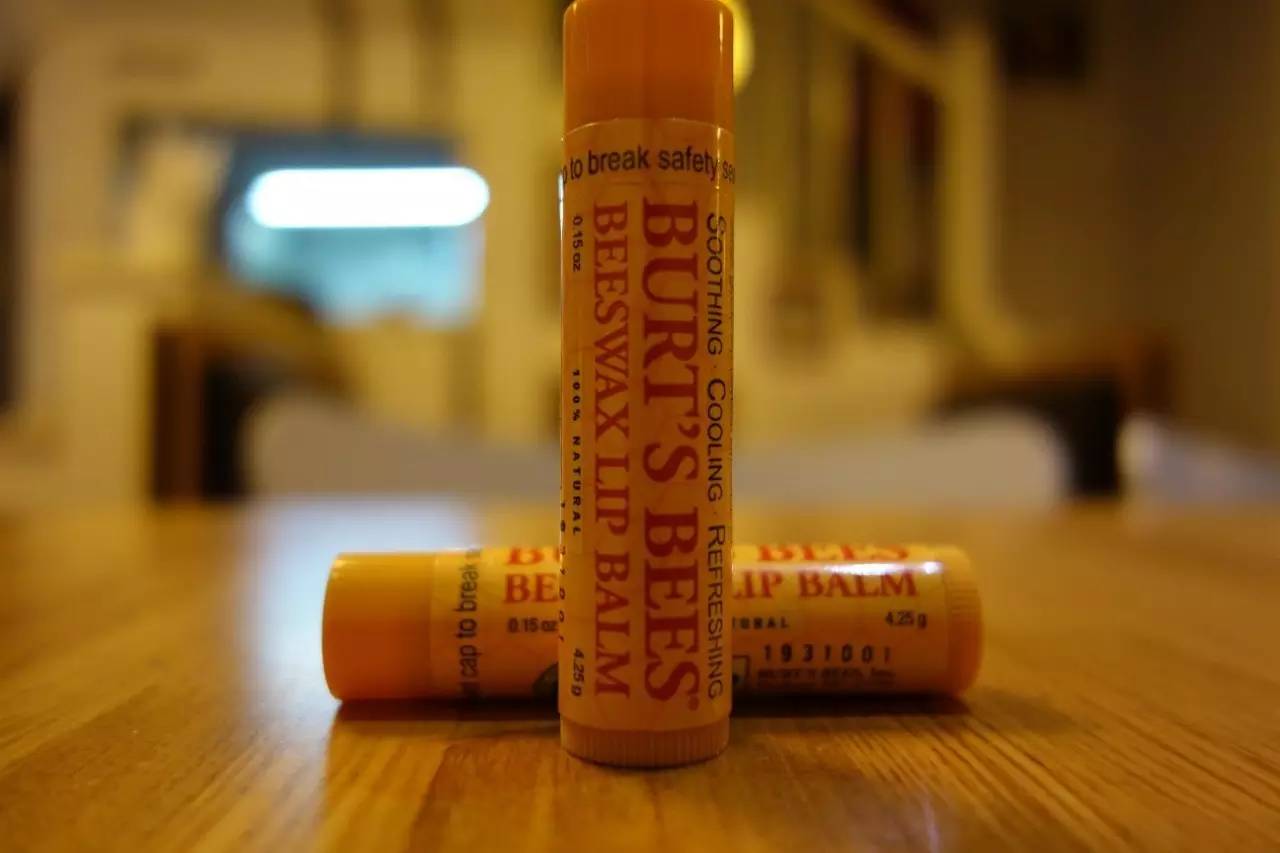 10款颜值爆表的有机天然小众润唇膏~不过百元，就能彻底滋润你，男票也能放心吃了！