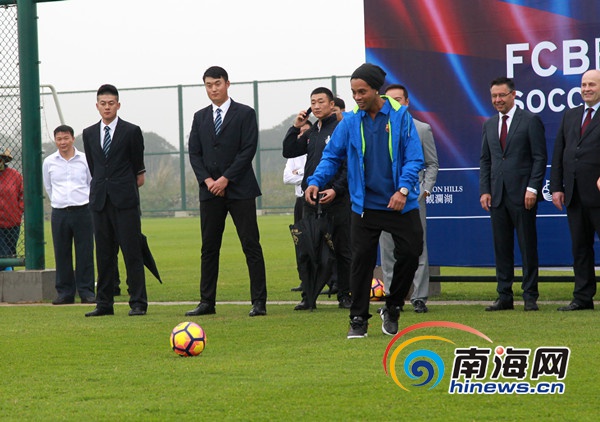 巴西足球小罗视频,巴西球星小罗视频