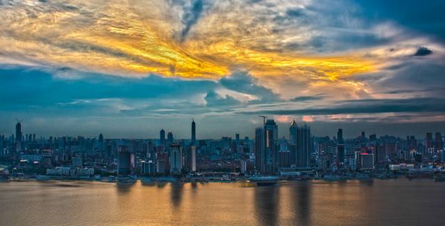 央视推荐长江十大旅游线路视频,中国十大热门旅游线路