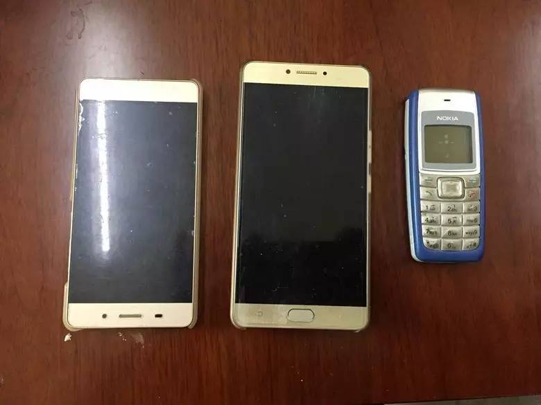 小伙子黄粱一梦,小车一开黄金万两